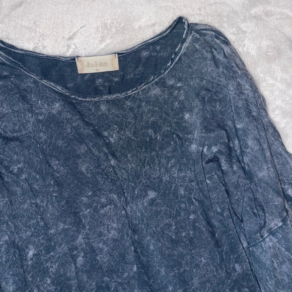 Flared Top - Picture 2 of 2